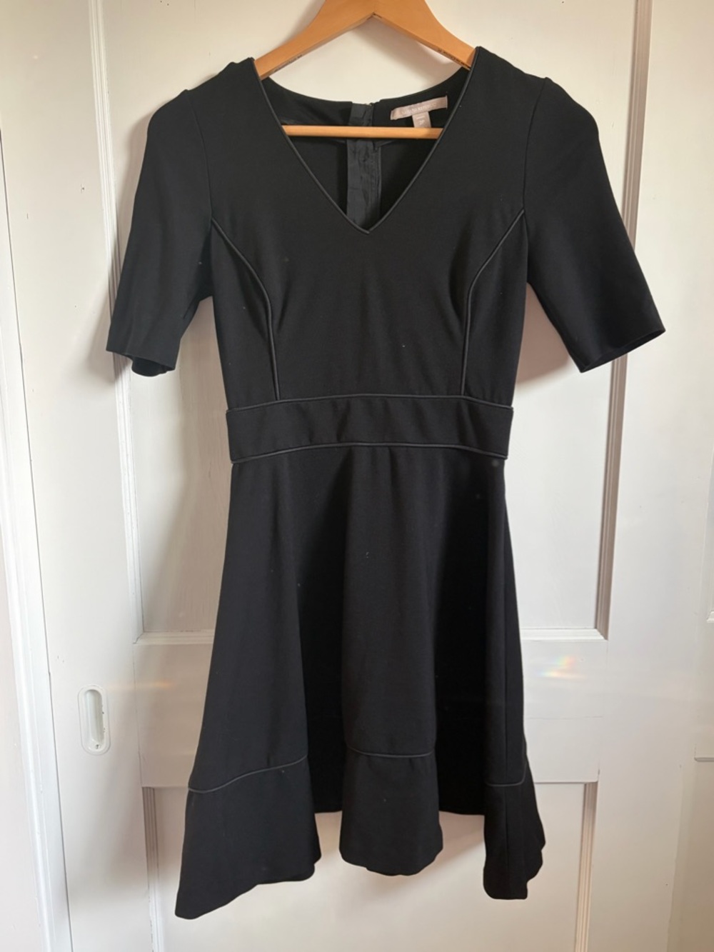 Banana Republic Black V-Neck Fit-and-Flare Mini Dress - 2P
